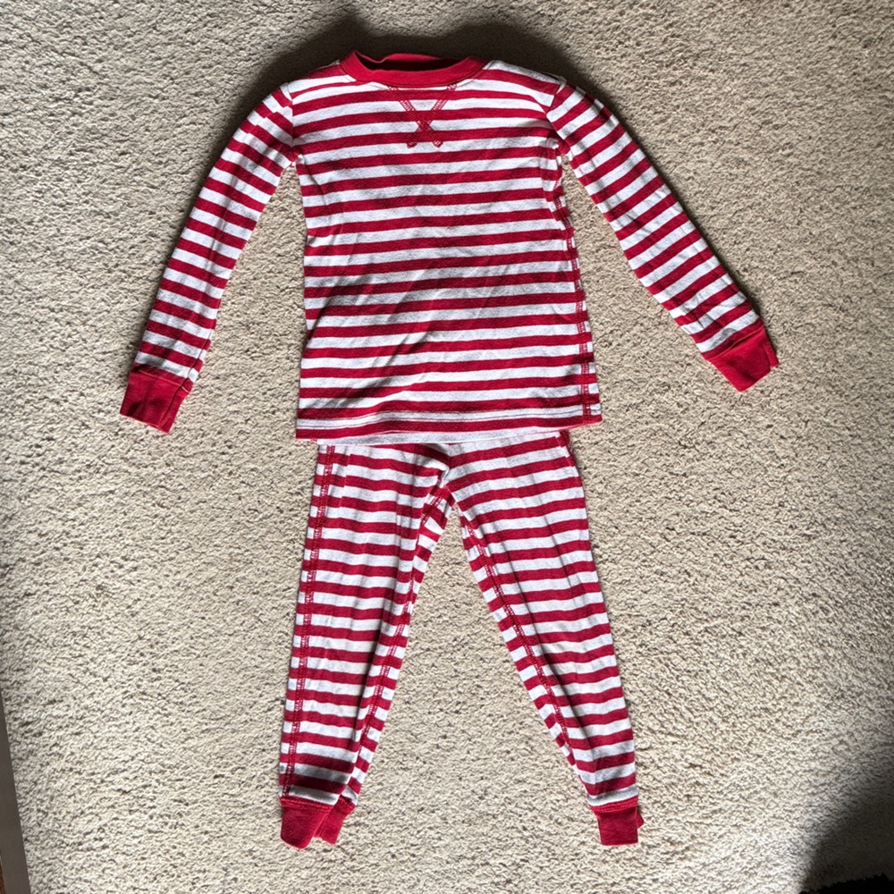 Primary Organic Holiday Pjs